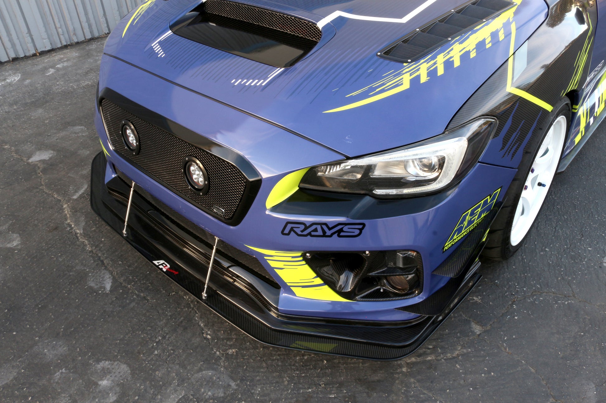 APR PERFORMANCE CARBON FIBRE CANARD