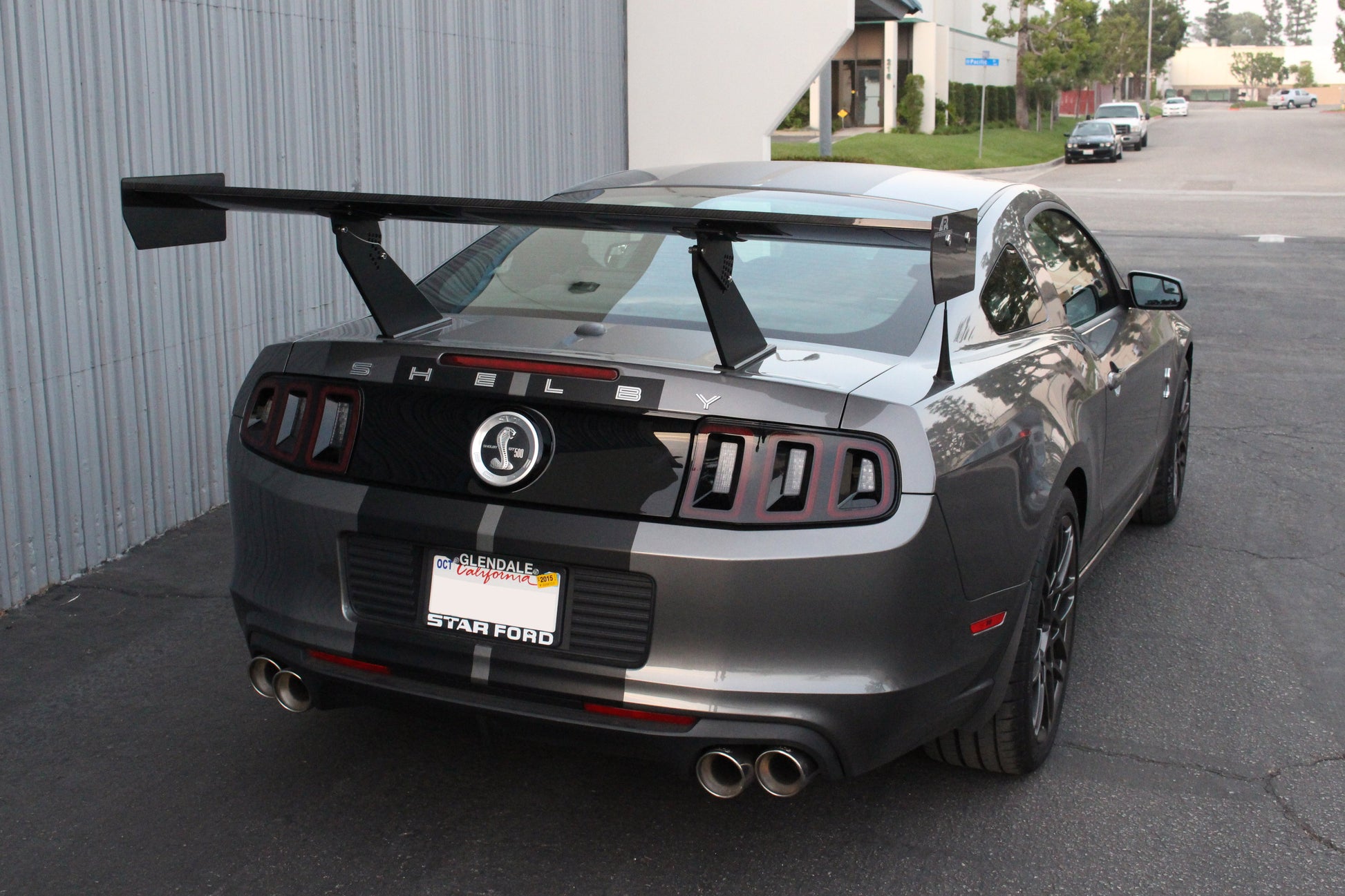 APR PERFORMANCE CARBON FIBRE GT-250 ADJUSTABLE WING