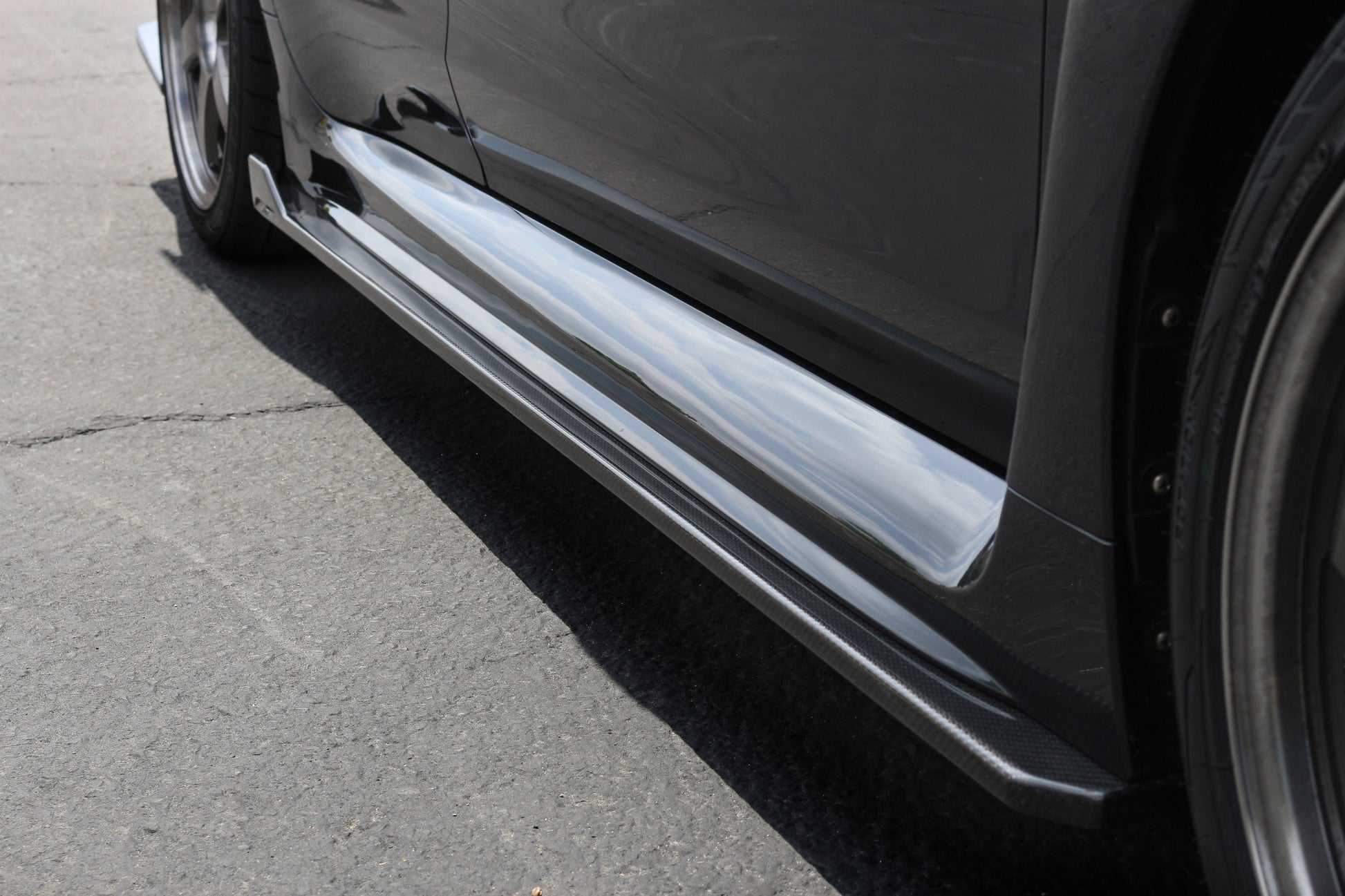 APR PERFORMANCE CARBON FIBRE SIDE ROCKER EXTENSIONS