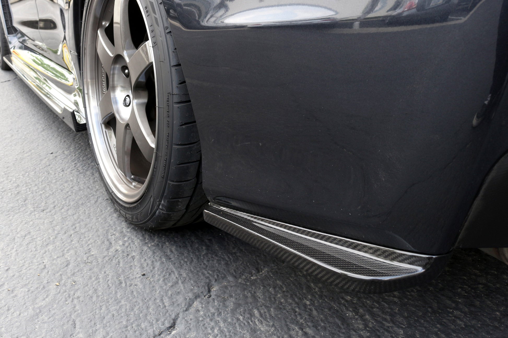APR PERFORMANCE CARBON FIBRE REAR BUMPER SKIRTS