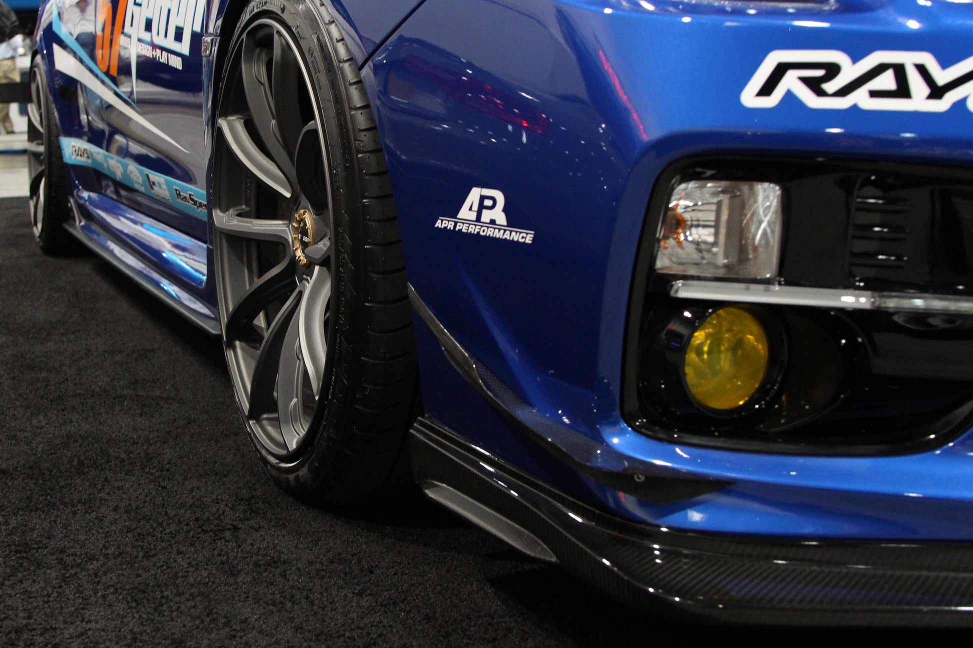 APR PERFORMANCE CARBON FIBRE FRONT BUMPER BOTTOM CANARDS