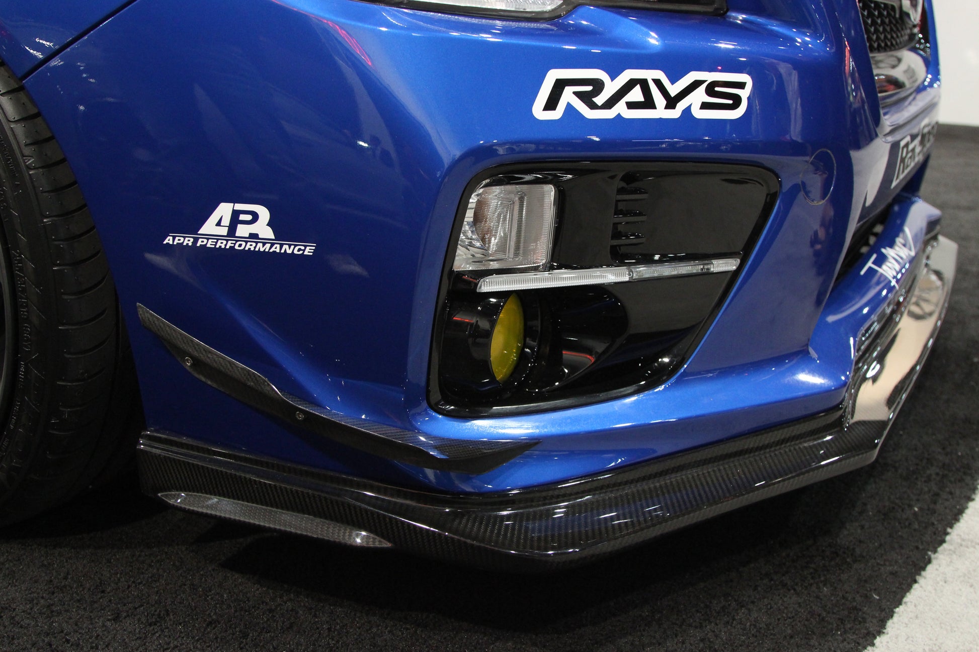 APR PERFORMANCE CARBON FIBRE FRONT BUMPER BOTTOM CANARDS