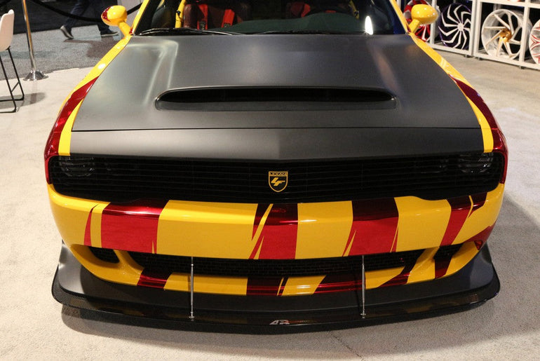 APR PERFORMANCE CARBON FIBRE FRONT WIND SPLITTER W/RODS