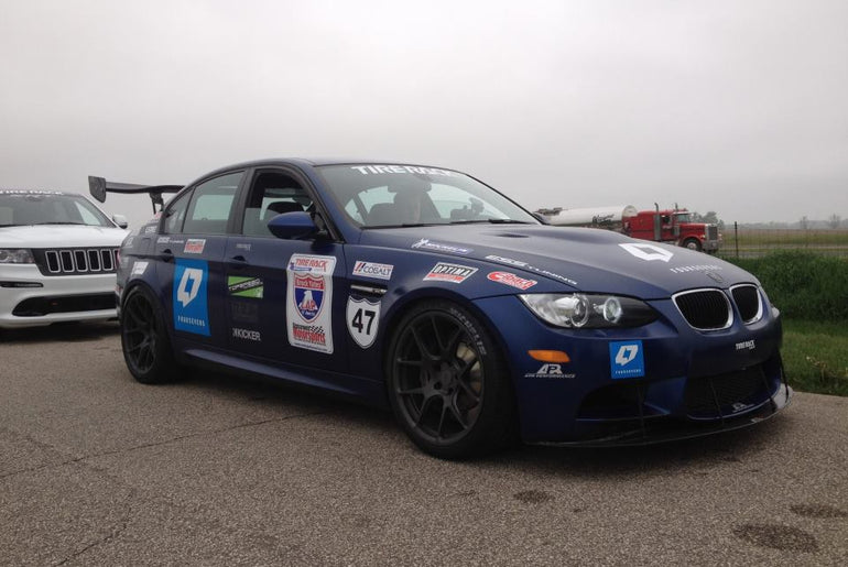 APR PERFORMANCE CARBON FIBRE GTC-300 ADJUSTABLE WING