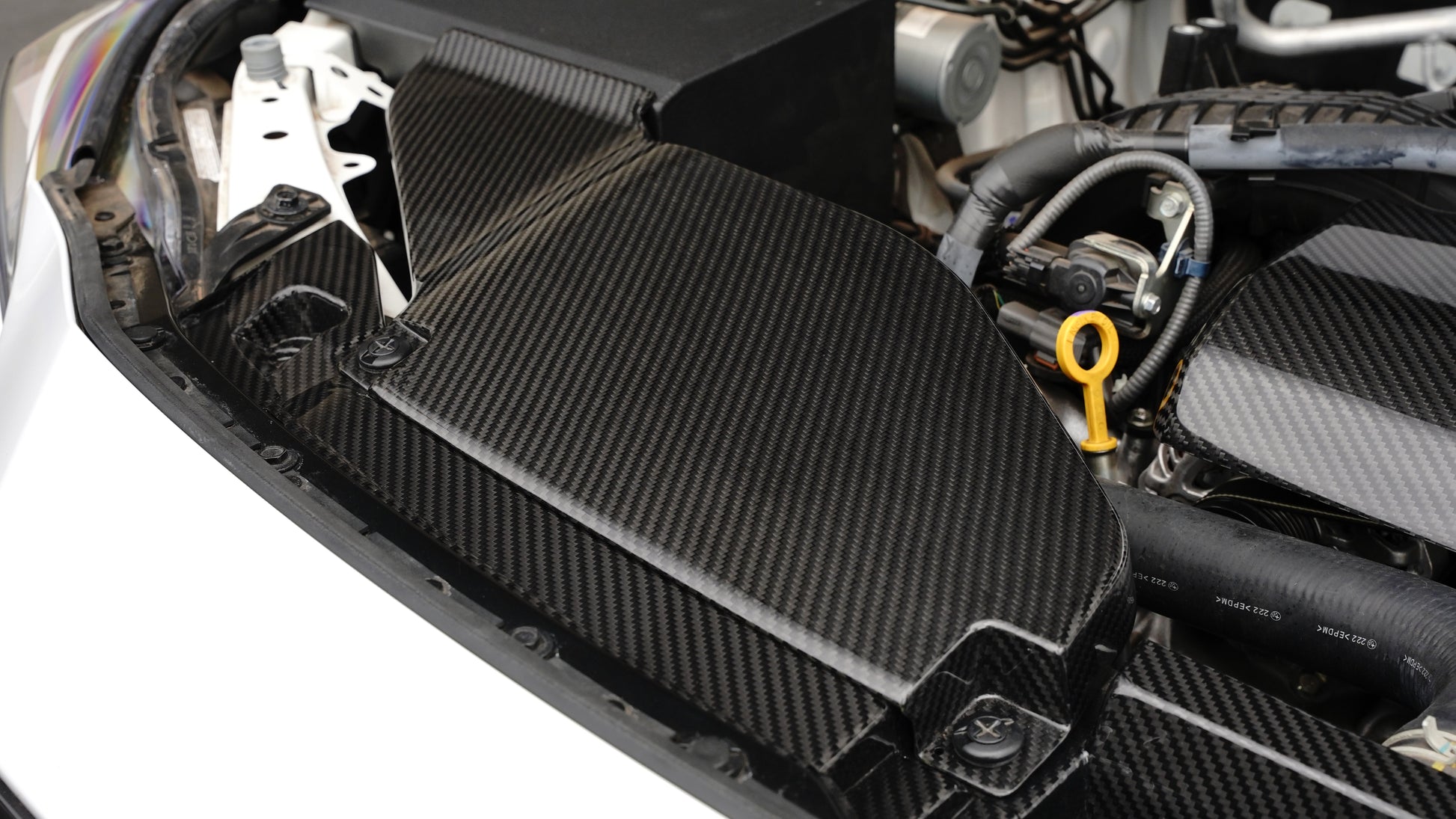 APR PERFORMANCE CARBON FIBRE RADIATOR COOLING PLATE AND INTAKE ENHANCEMENT KIT