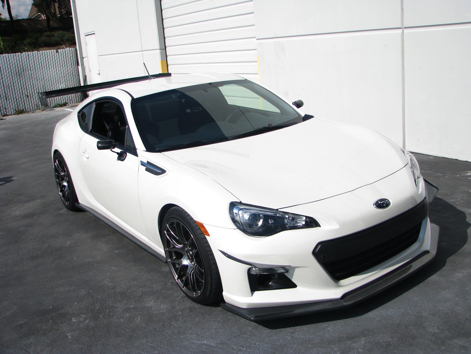 APR PERFORMANCE CARBON FIBRE FRONT AIRDAM