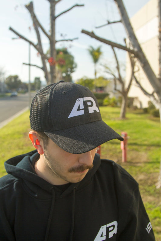 APR PERFORMANCE TRUCKER HAT