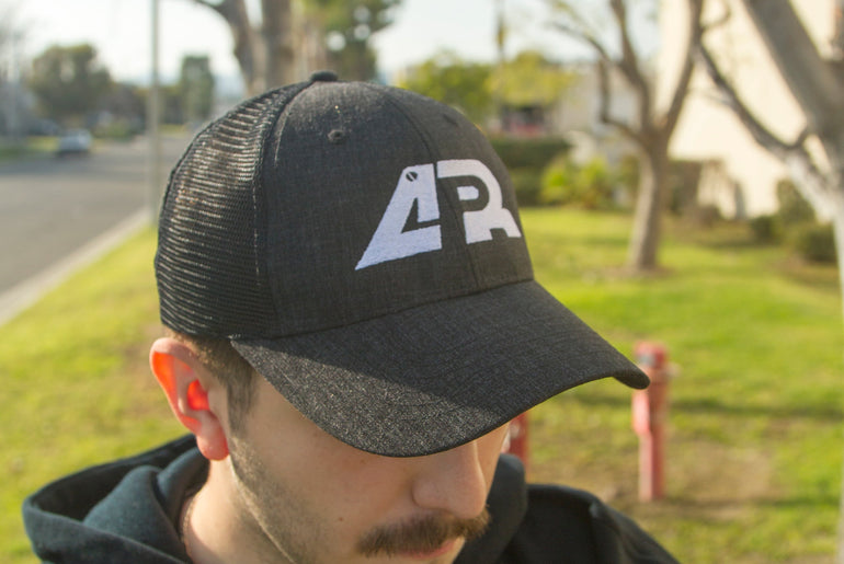 APR PERFORMANCE TRUCKER HAT