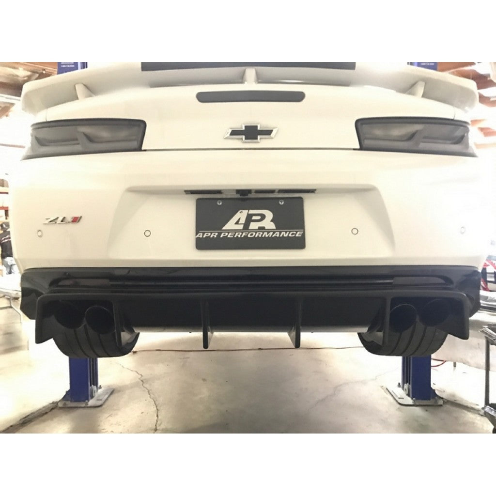 APR PERFORMANCE CARBON FIBRE REAR DIFFUSER