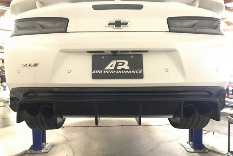 APR PERFORMANCE CARBON FIBRE REAR DIFFUSER