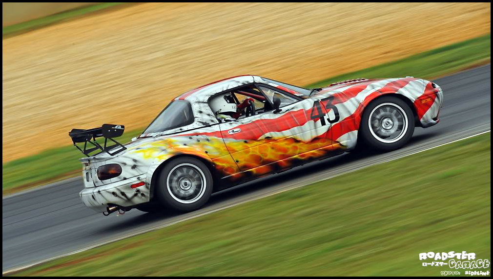 APR PERFORMANCE CARBON FIBRE GTC-200 ADJUSTABLE WING