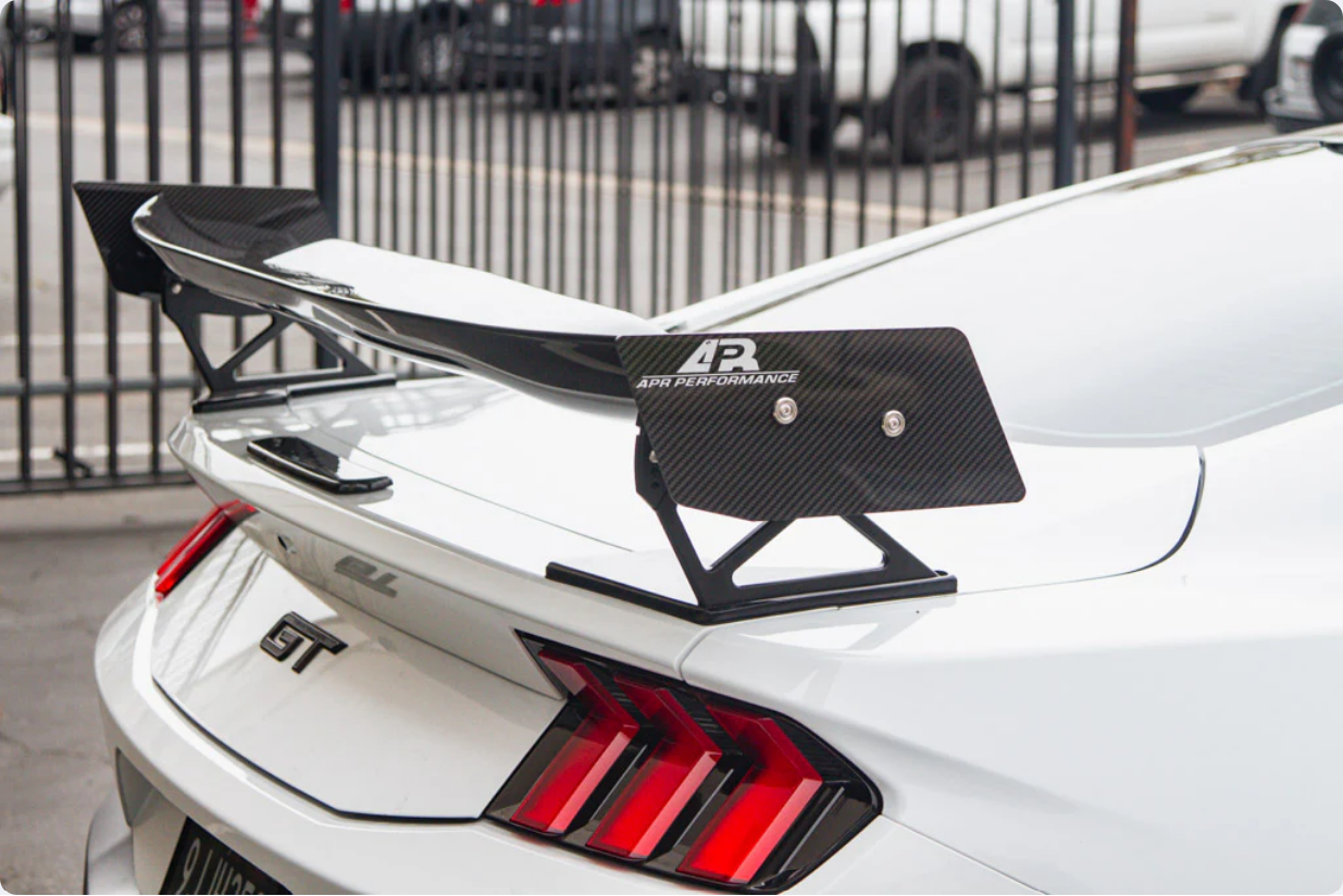 APR PERFORMANCE CARBON FIBRE GTC-200 ADJUSTABLE WING