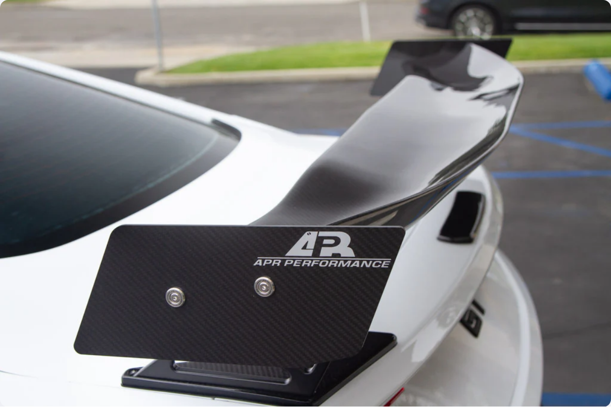 APR PERFORMANCE CARBON FIBRE GTC-200 ADJUSTABLE WING