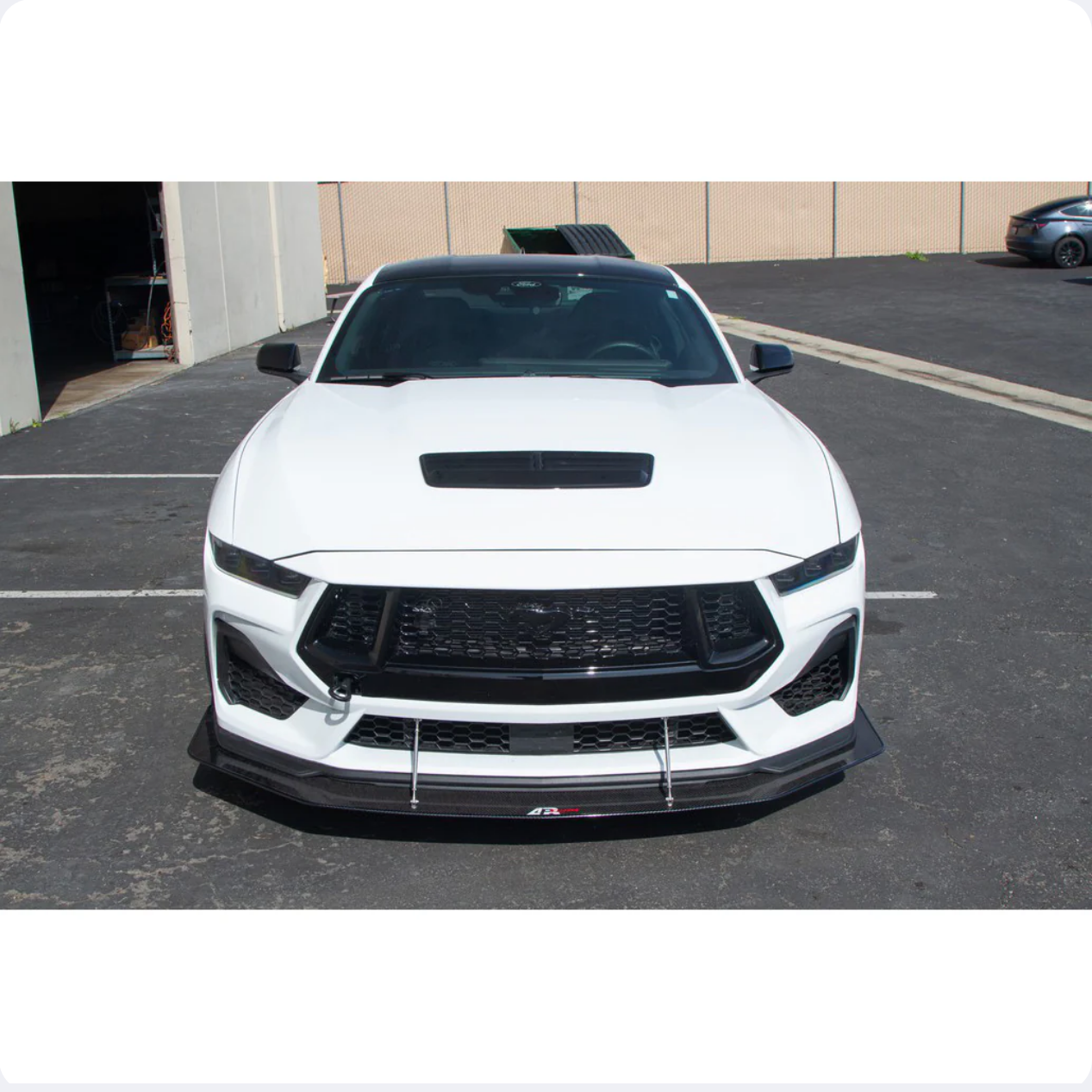 APR PERFORMANCE CARBON FIBRE FRONT WIND SPLITTER W/RODS