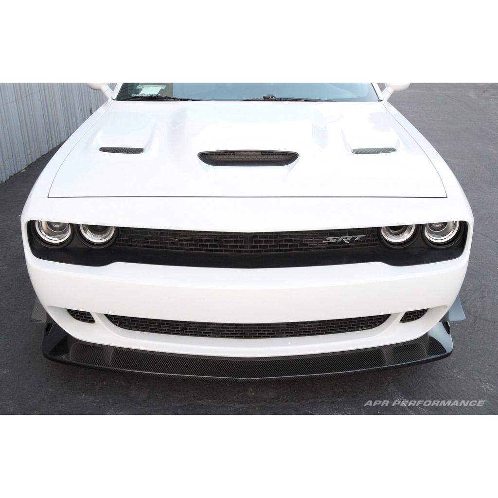 APR PERFORMANCE CARBON FIBRE FRONT AIR DAM/LIP