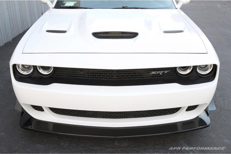 APR PERFORMANCE CARBON FIBRE FRONT AIR DAM/LIP