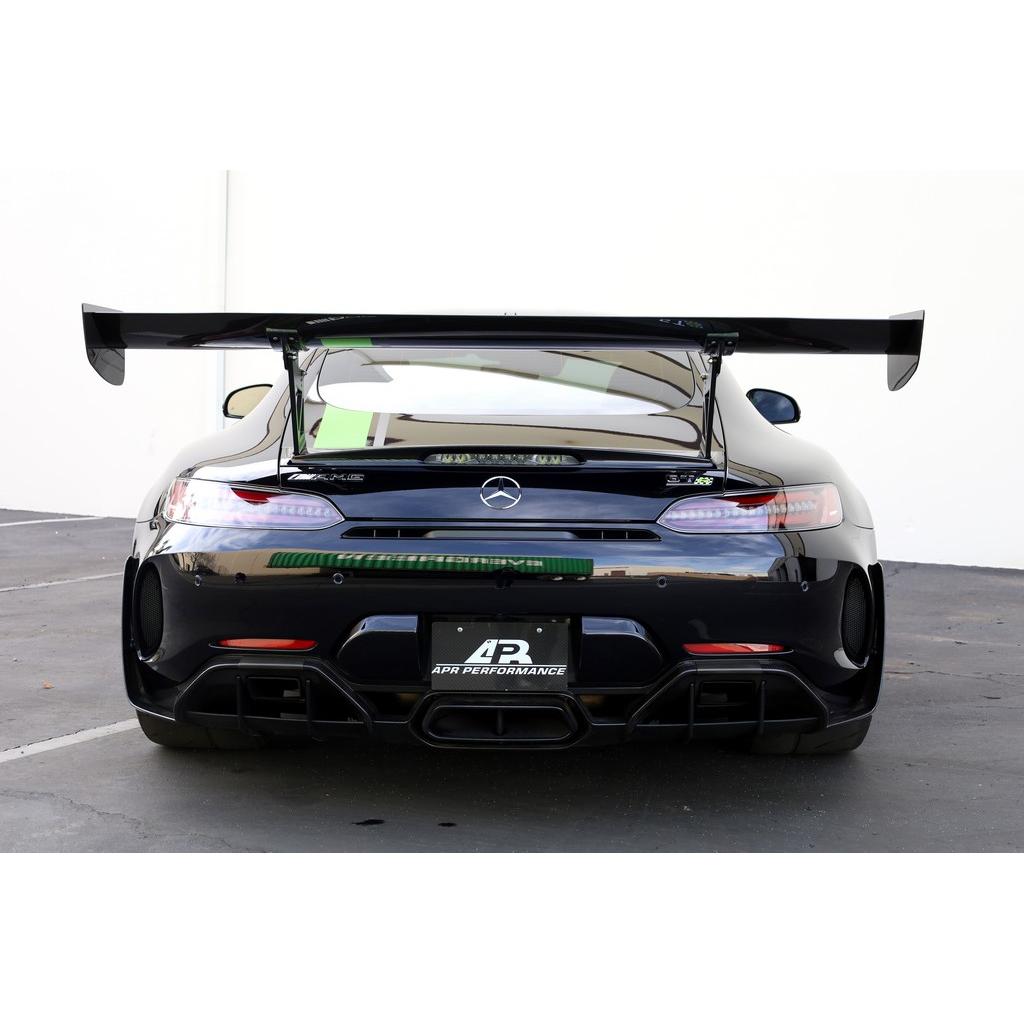 APR PERFORMANCE CARBON FIBRE GTC-500 ADJUSTABLE WING