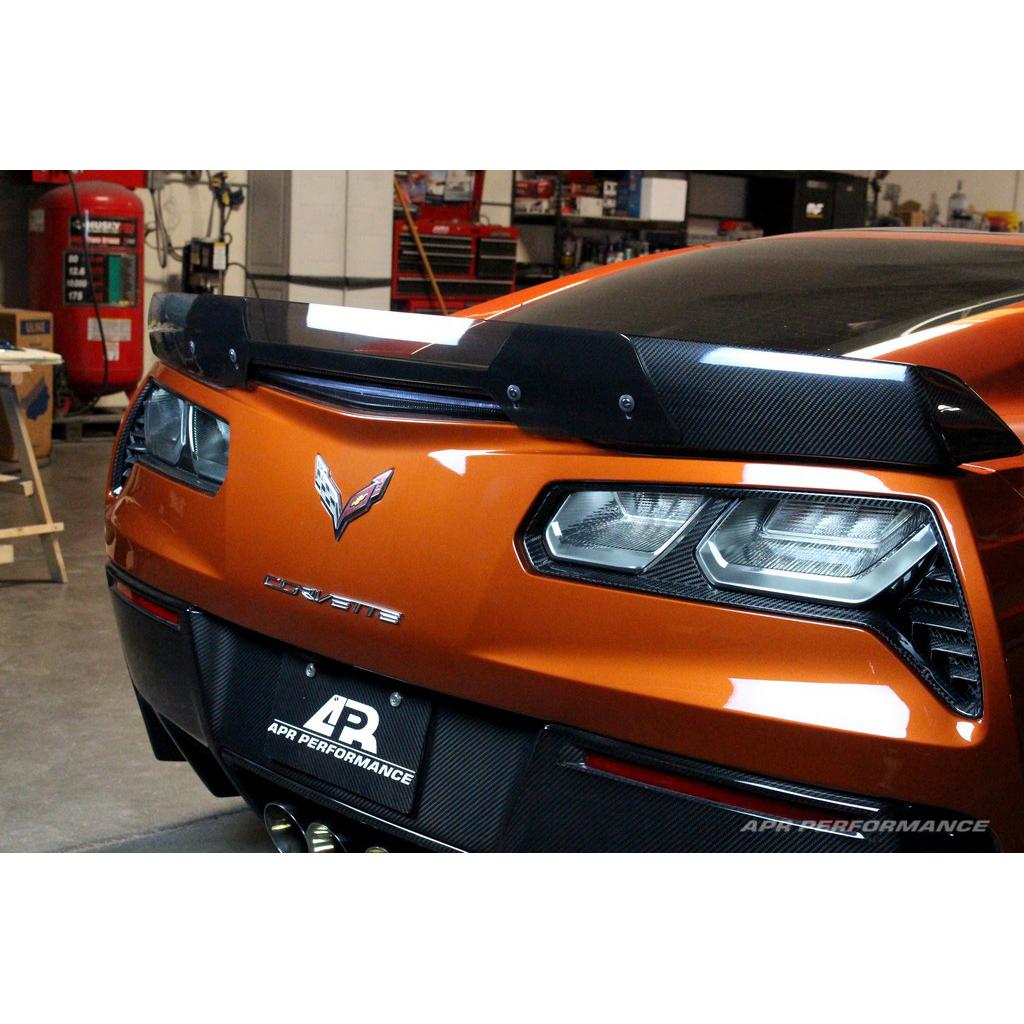APR PERFORMANCE CARBON FIBRE CHEVROLET CORVETTE C7 REAR TAIL LIGHT BEZELS 2014-2019
