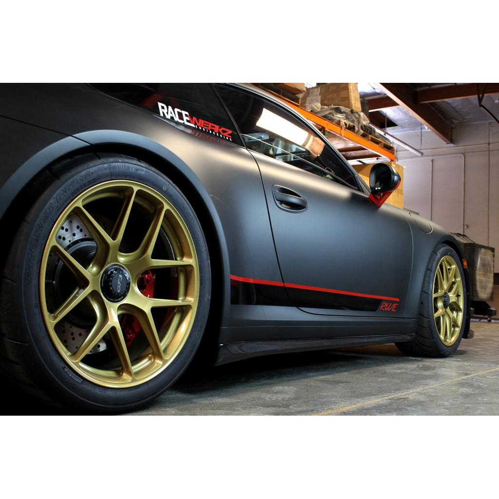 APR PERFORMANCE CARBON FIBRE SIDE ROCKER EXTENSIONS/SIDE SKIRTS