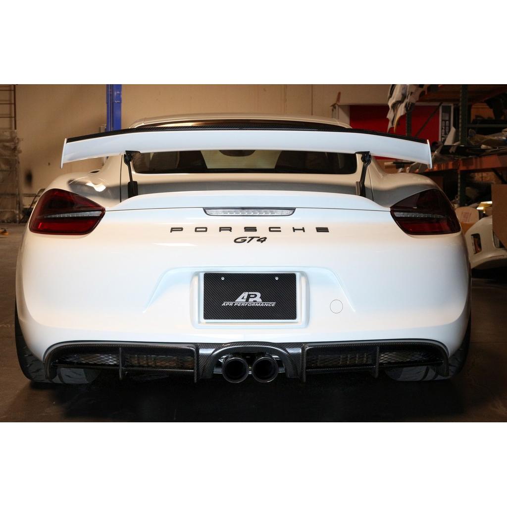 APR PERFORMANCE CARBON FIBRE REAR DIFFUSER