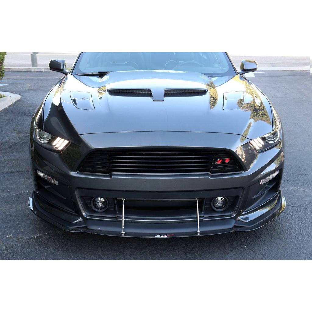 APR PERFORMANCE CARBON FIBRE FRONT WIND SPLITTER W/RODS