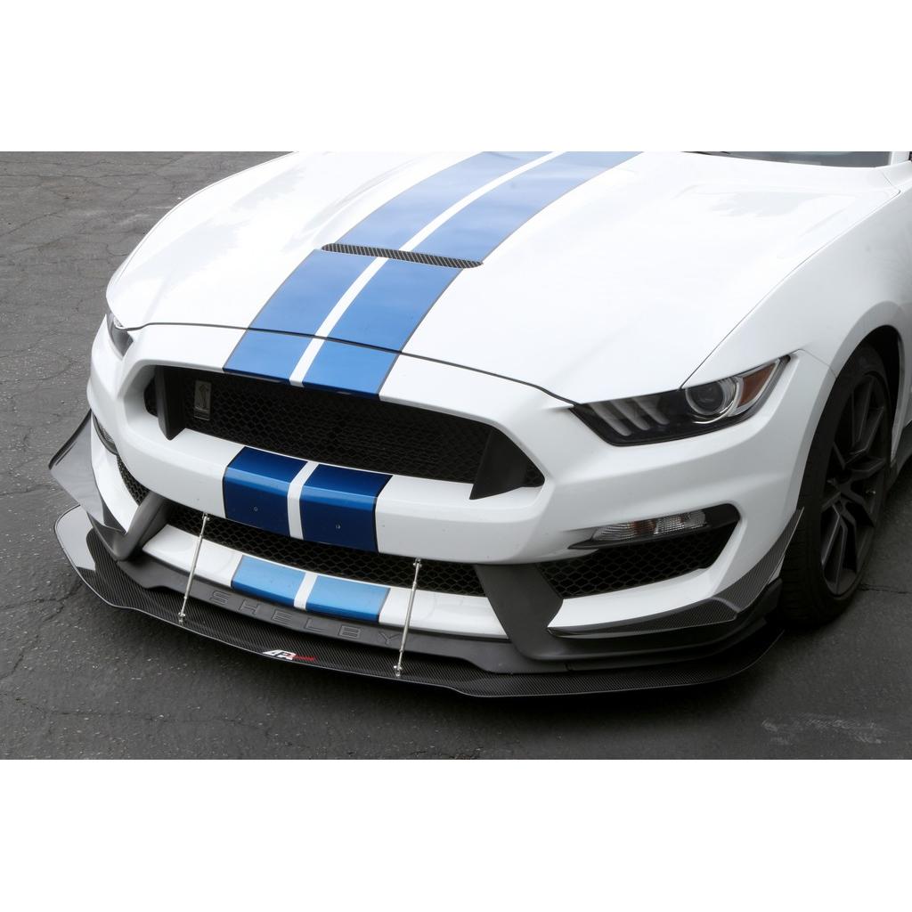 APR PERFORMANCE CARBON FIBRE FRONT BUMPER CANARDS