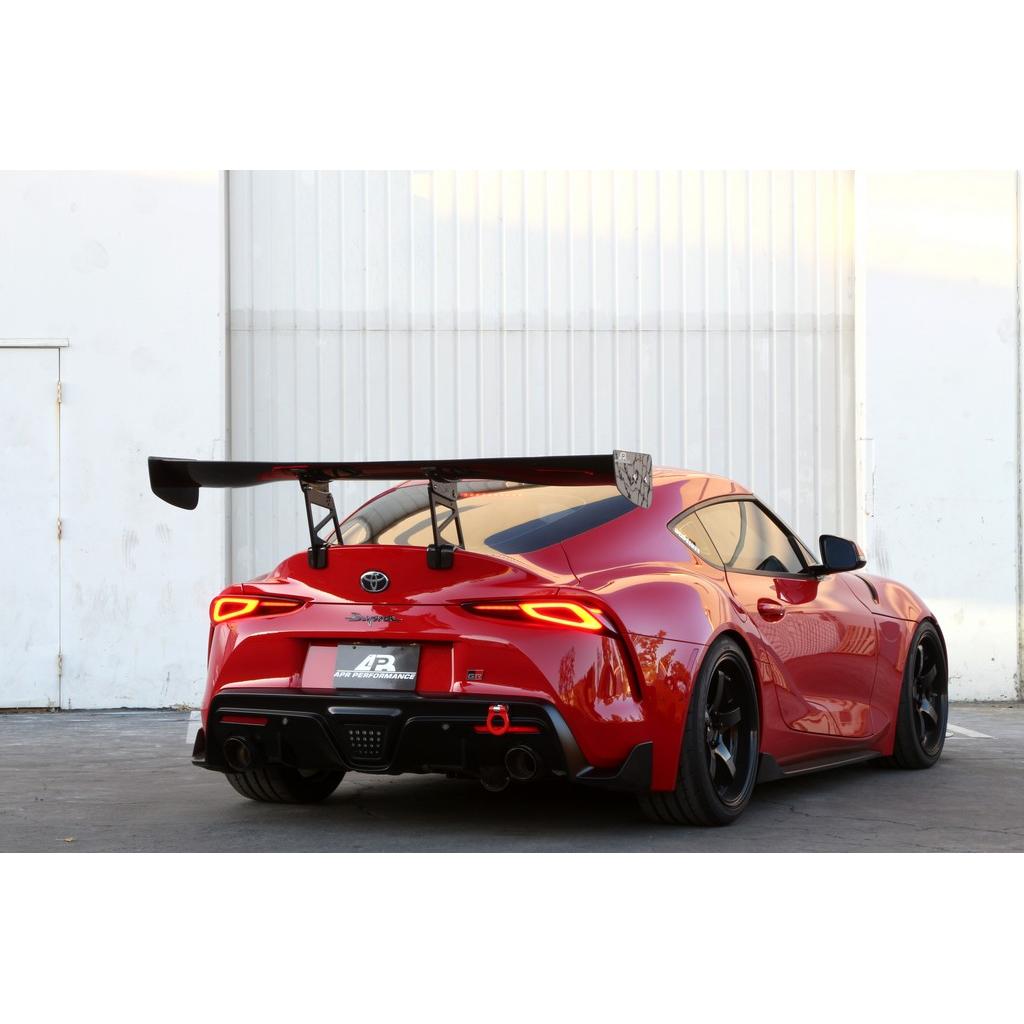 APR PERFORMANCE CARBON FIBRE GTC-300 61" ADJUSTABLE WING