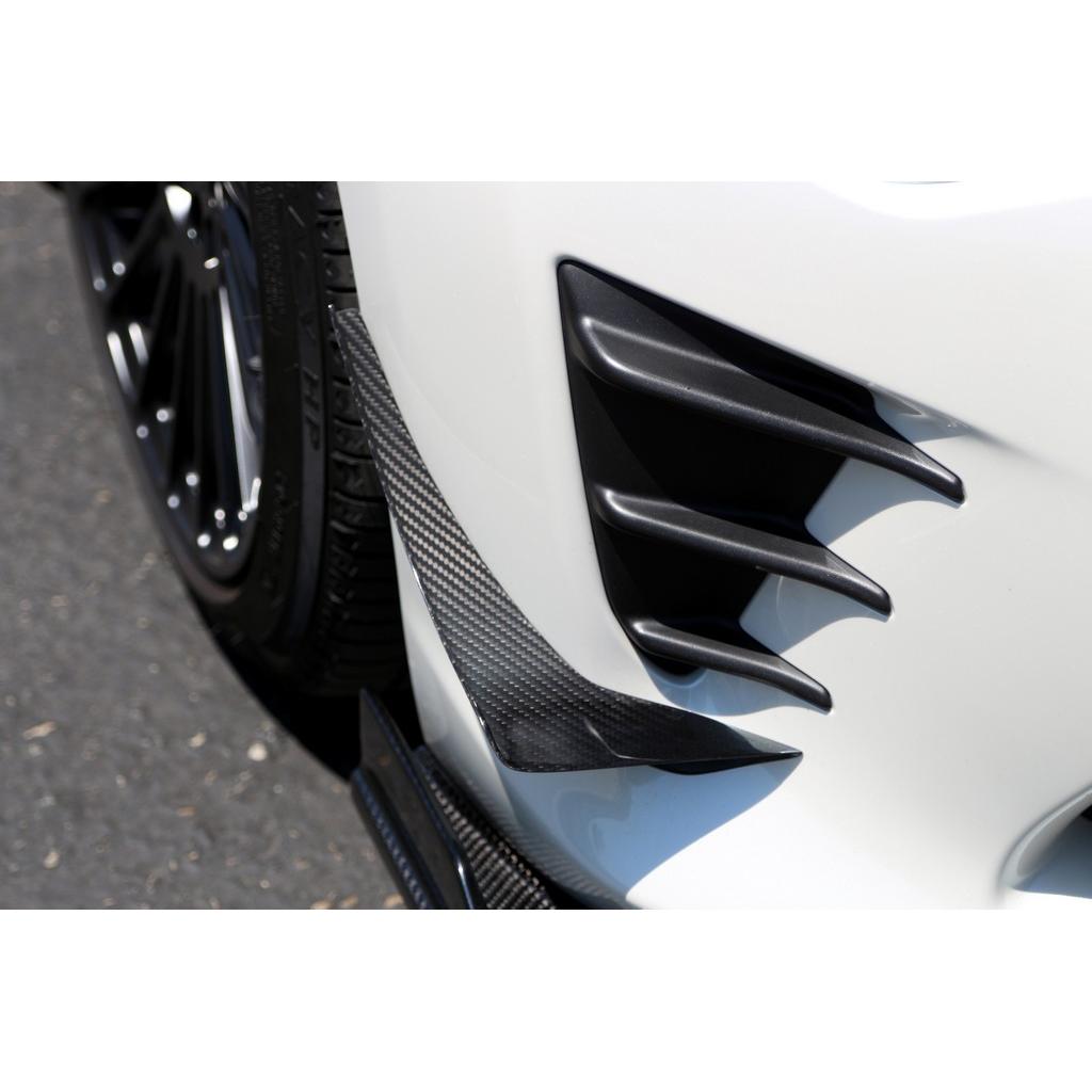 APR PERFORMANCE CARBON FIBRE FRONT BUMPER CANARDS