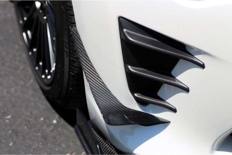APR PERFORMANCE CARBON FIBRE FRONT BUMPER CANARDS