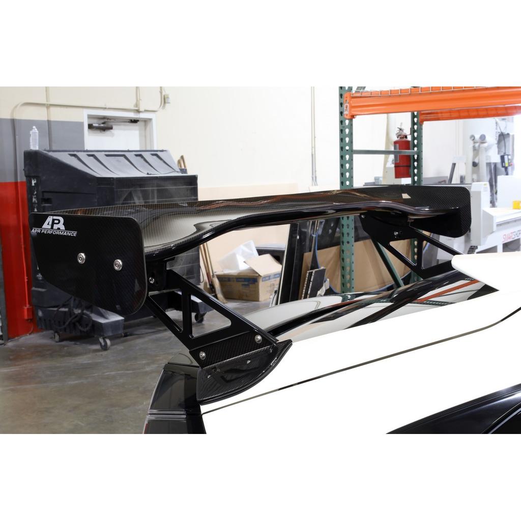 APR PERFORMANCE CARBON FIBRE GTC-300 ADJUSTABLE WING