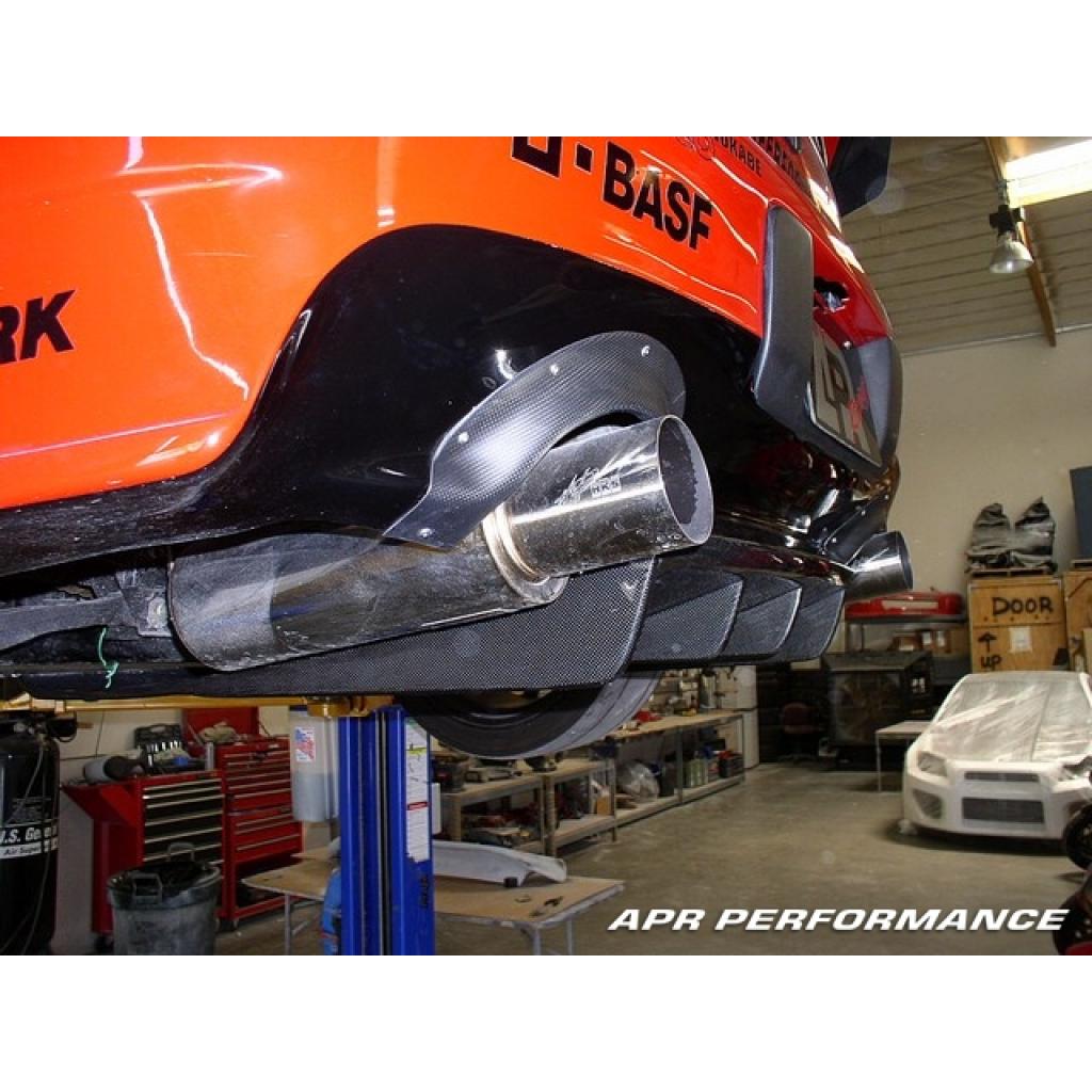 APR PERFORMANCE CARBON FIBRE REAR DIFFUSER