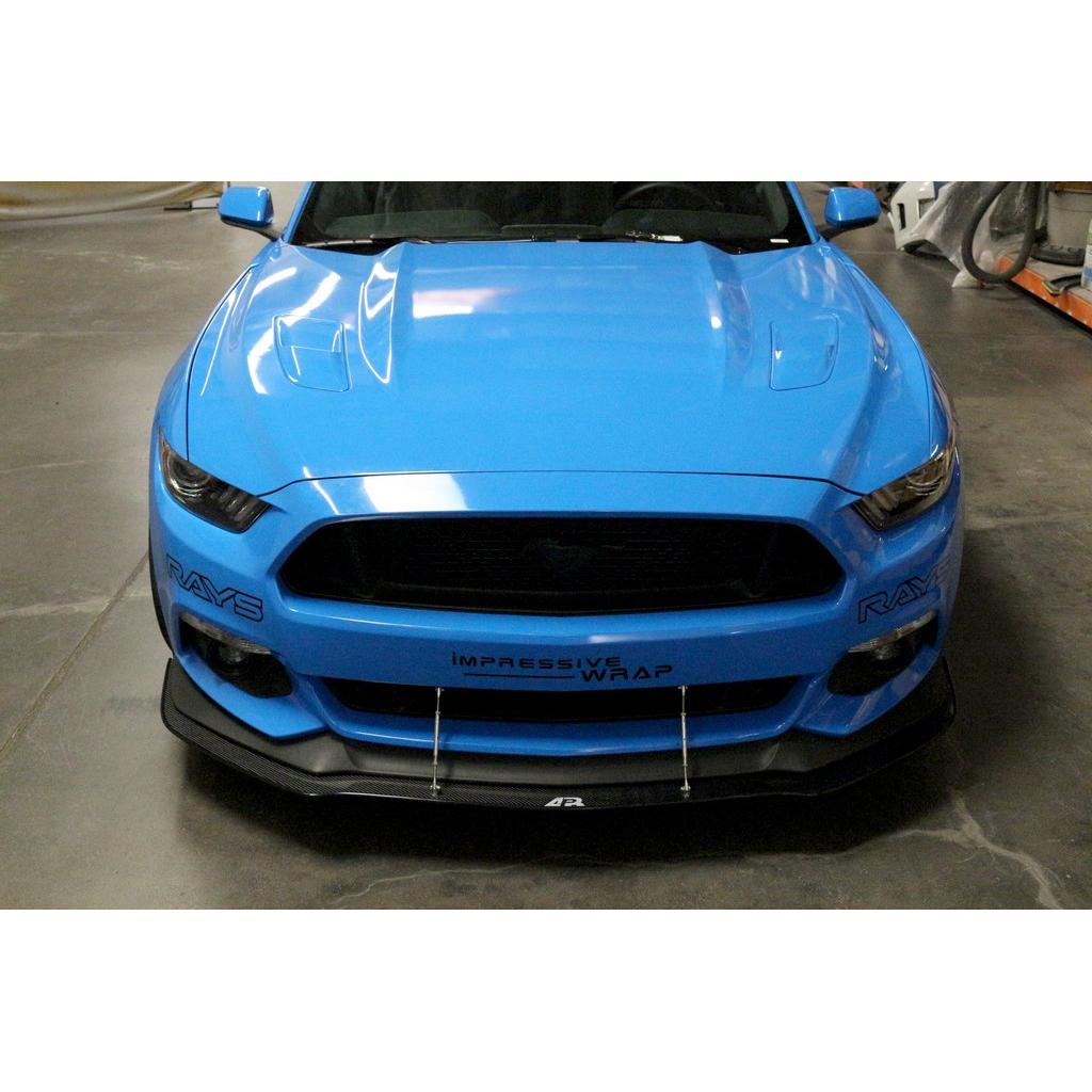APR PERFORMANCE CARBON FIBRE FRONT WIND SPLITTER W/RODS