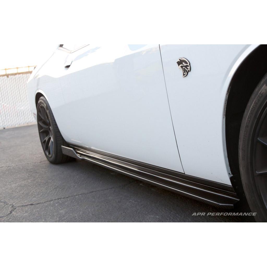 APR PERFORMANCE CARBON FIBRE SIDE ROCKER EXTENSION