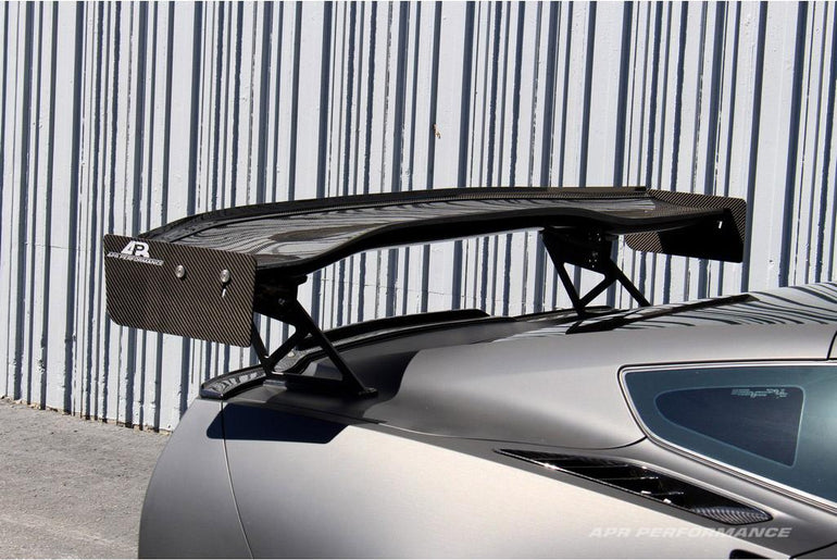 APR PERFORMANCE CARBON FIBRE GTC-500 ADJUSTABLE WING