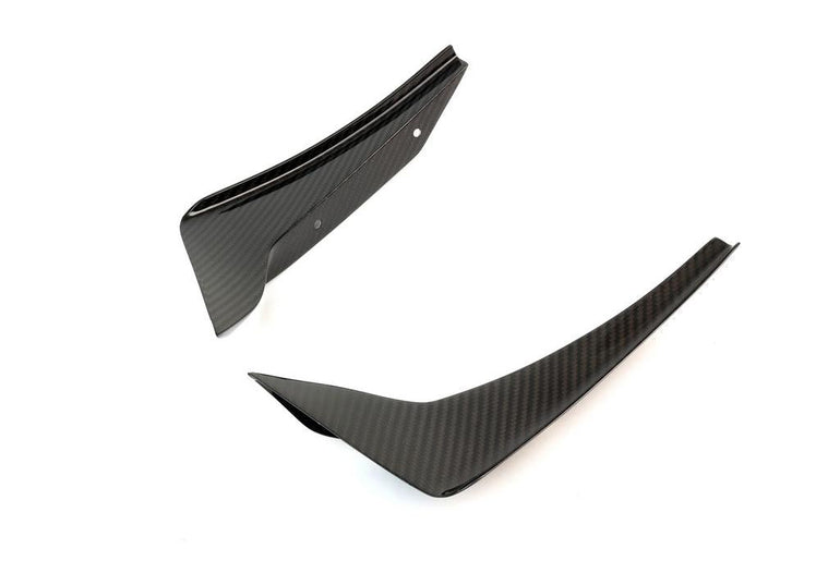 APR PERFORMANCE CARBON FIBRE FRONT BUMPER CANARDS