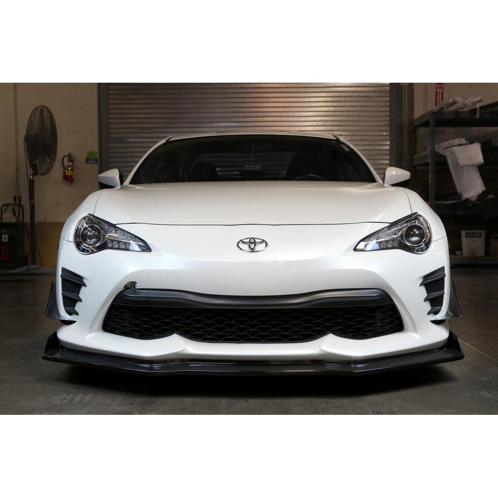 APR PERFORMANCE CARBON FIBRE FRONT AIR DAM/LIP