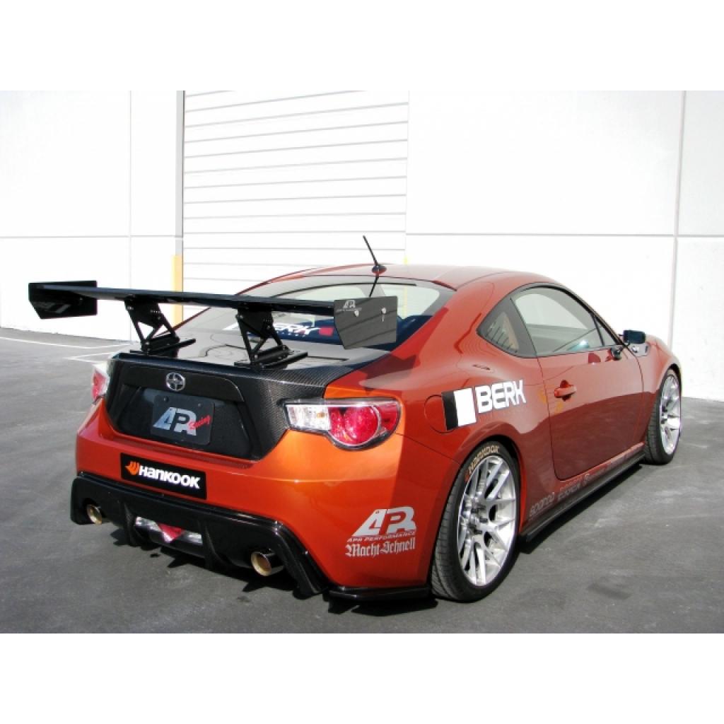 APR PERFORMANCE CARBON FIBRE REAR BUMPER VALANCE