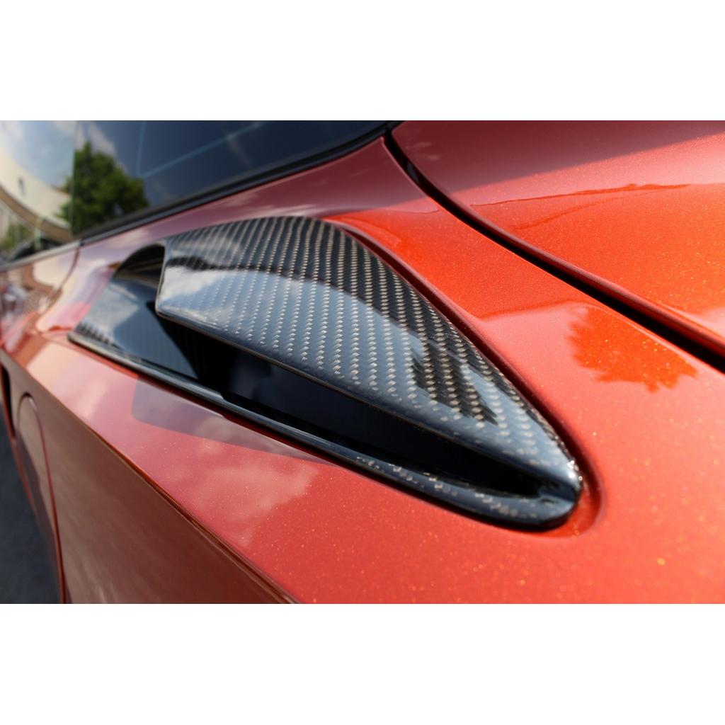 APR PERFORMANCE CARBON FIBRE CHEVROLET CORVETTE C7 STINGRAY/C7 Z06 QUARTER PANEL INTAKE VENTS 2015-2019