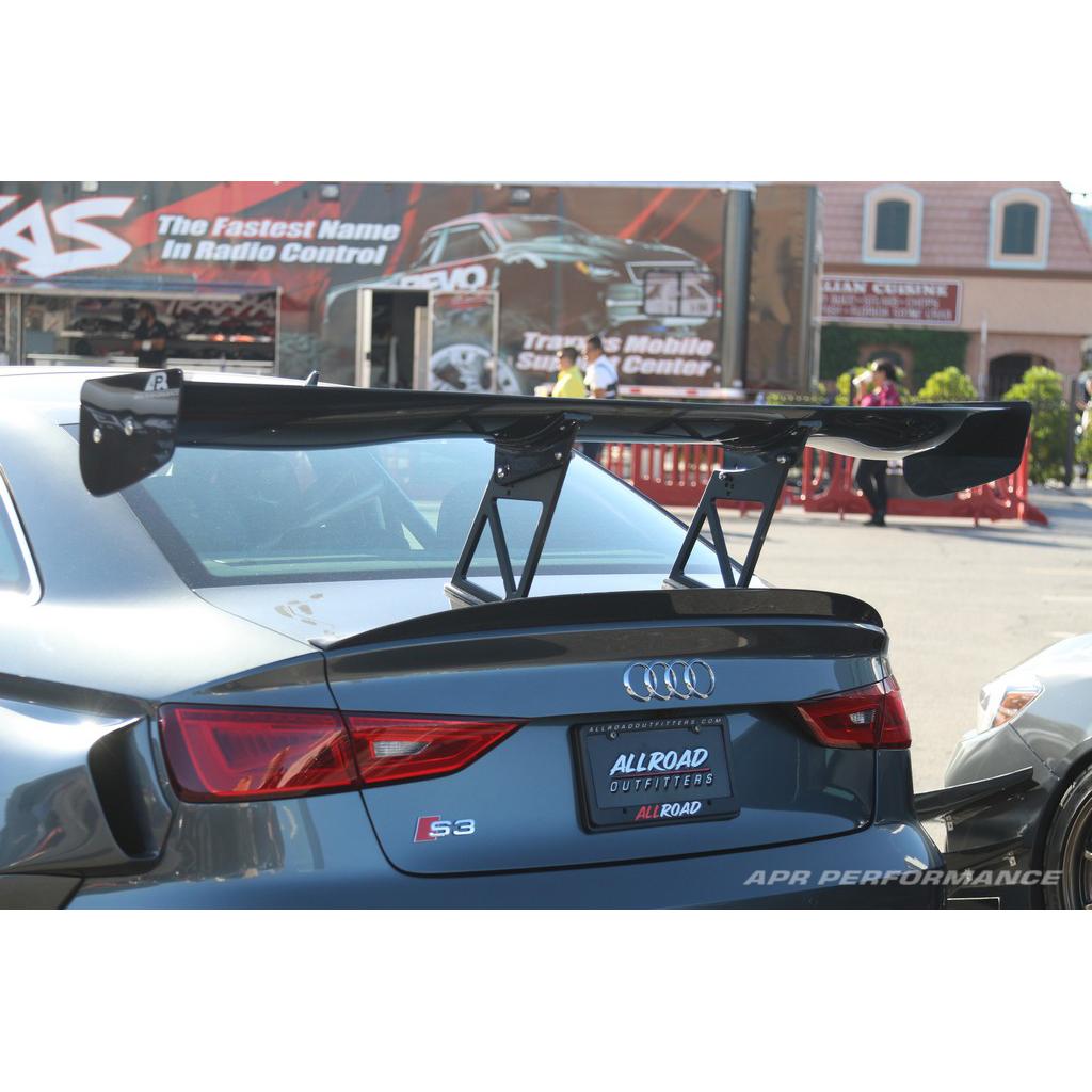 APR PERFORMANCE CARBON FIBRE GTC-300 67" ADJUSTABLE WING