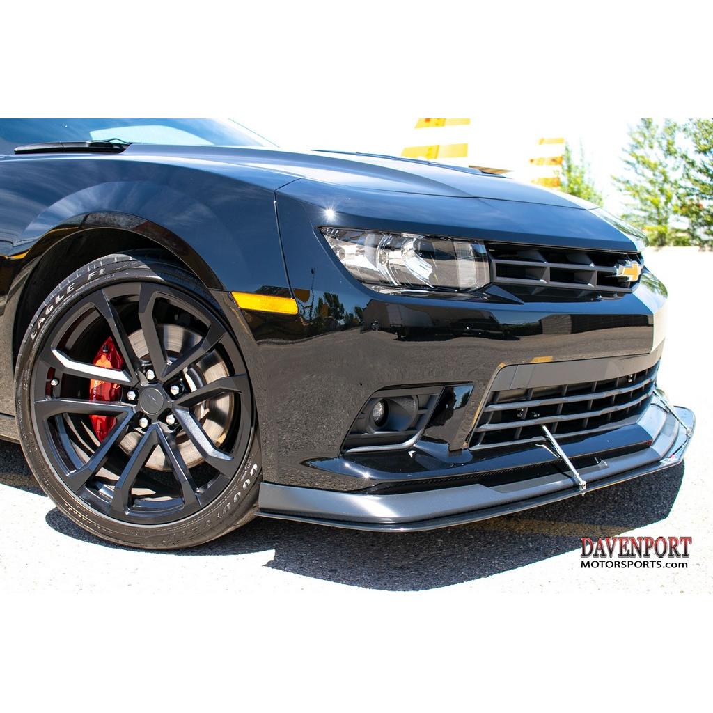 APR PERFORMANCE CARBON FIBRE FRONT WIND SPLITTER W/RODS