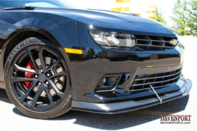 APR PERFORMANCE CARBON FIBRE FRONT WIND SPLITTER W/RODS