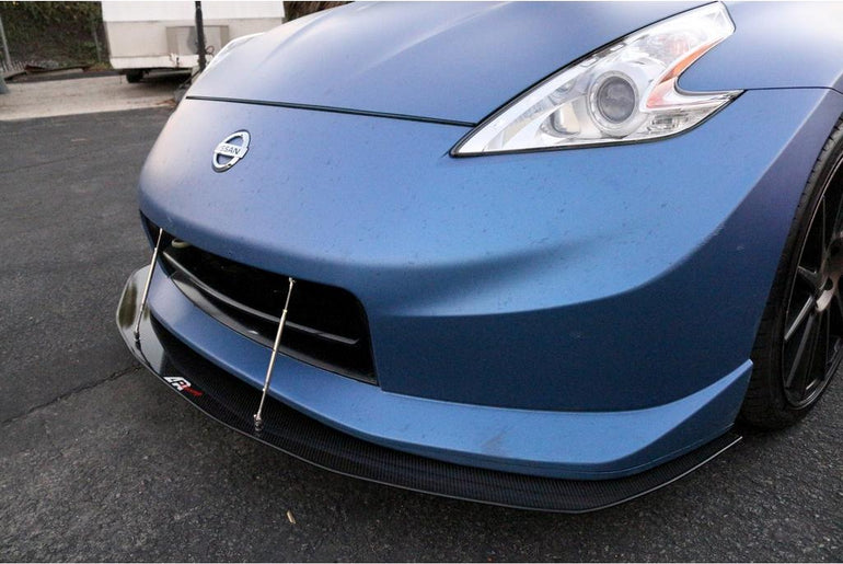 APR PERFORMANCE CARBON FIBRE FRONT WIND SPLITTER W/RODS