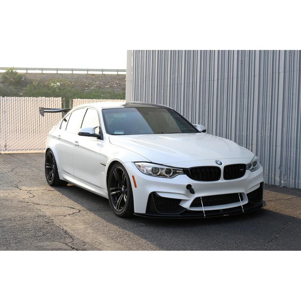 APR PERFORMANCE CARBON FIBRE FRONT WIND SPLITTER W/RODS