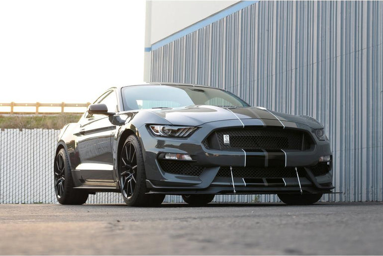 APR PERFORMANCE CARBON FIBRE FRONT WIND SPLITTER W/RODS