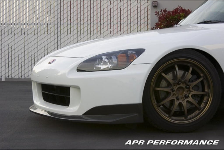APR PERFORMANCE CARBON FIBRE FRONT AIR DAM/LIP