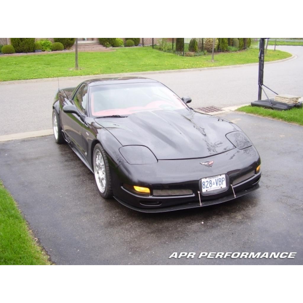 APR PERFORMANCE CARBON FIBRE FRONT WIND SPLITTER W/RODS