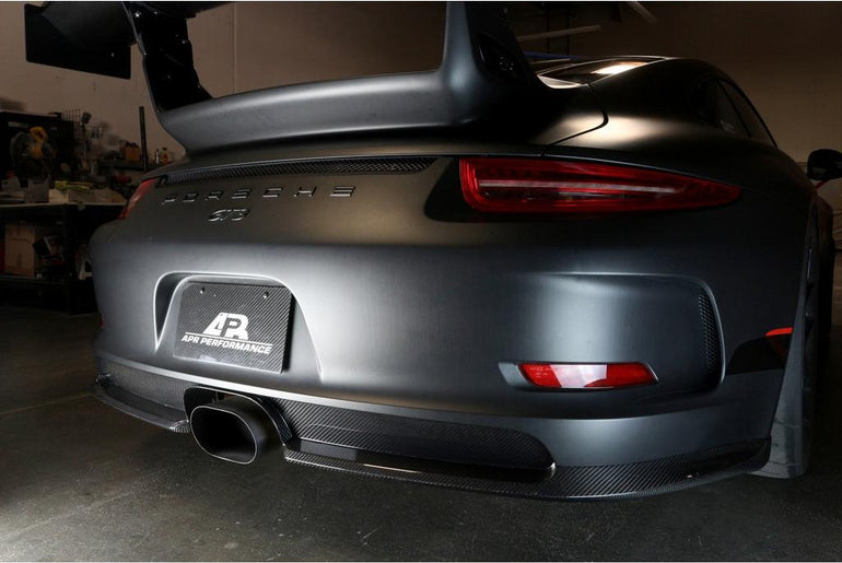 APR PERFORMANCE CARBON FIBRE REAR DIFFUSER