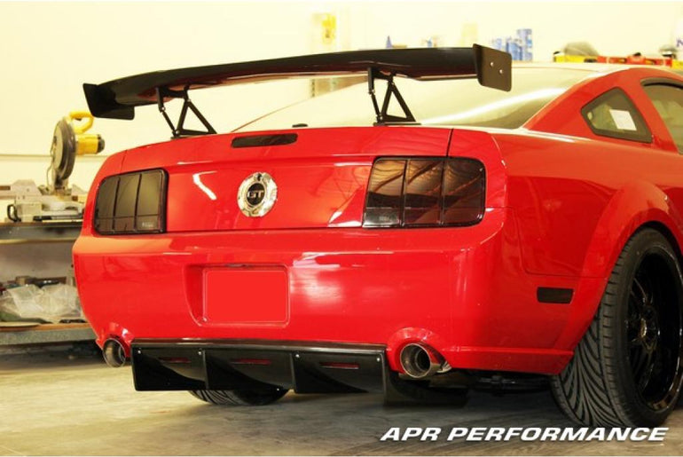 APR PERFORMANCE CARBON FIBRE REAR DIFFUSER