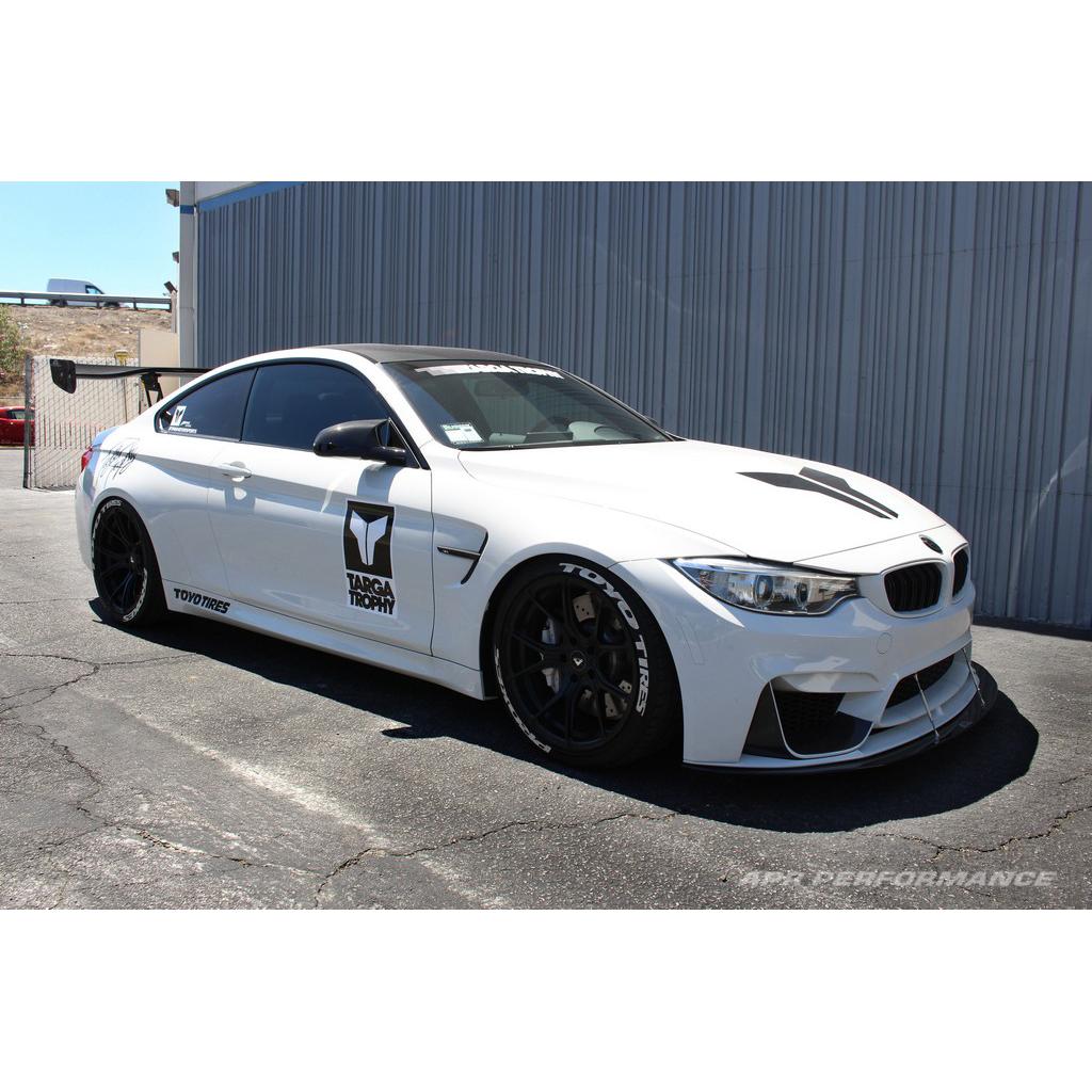 APR PERFORMANCE CARBON FIBRE FRONT WIND SPLITTER W/RODS