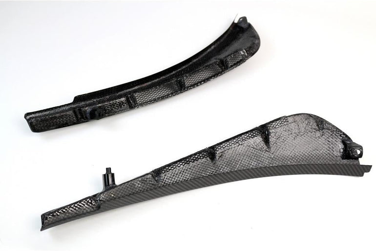APR PERFORMANCE CARBON FIBRE FENDER VENTS